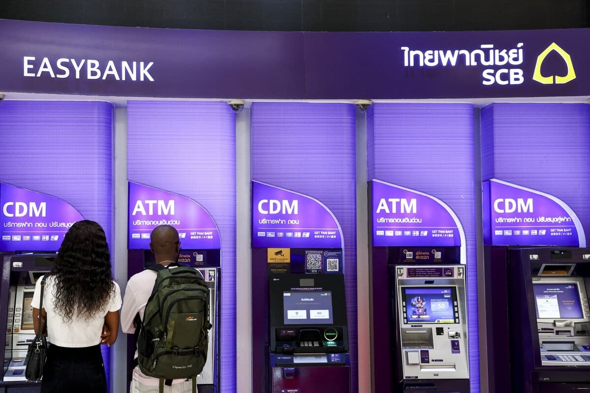 Middle East Conflict Weighs on Thai Banks as Profits Slip