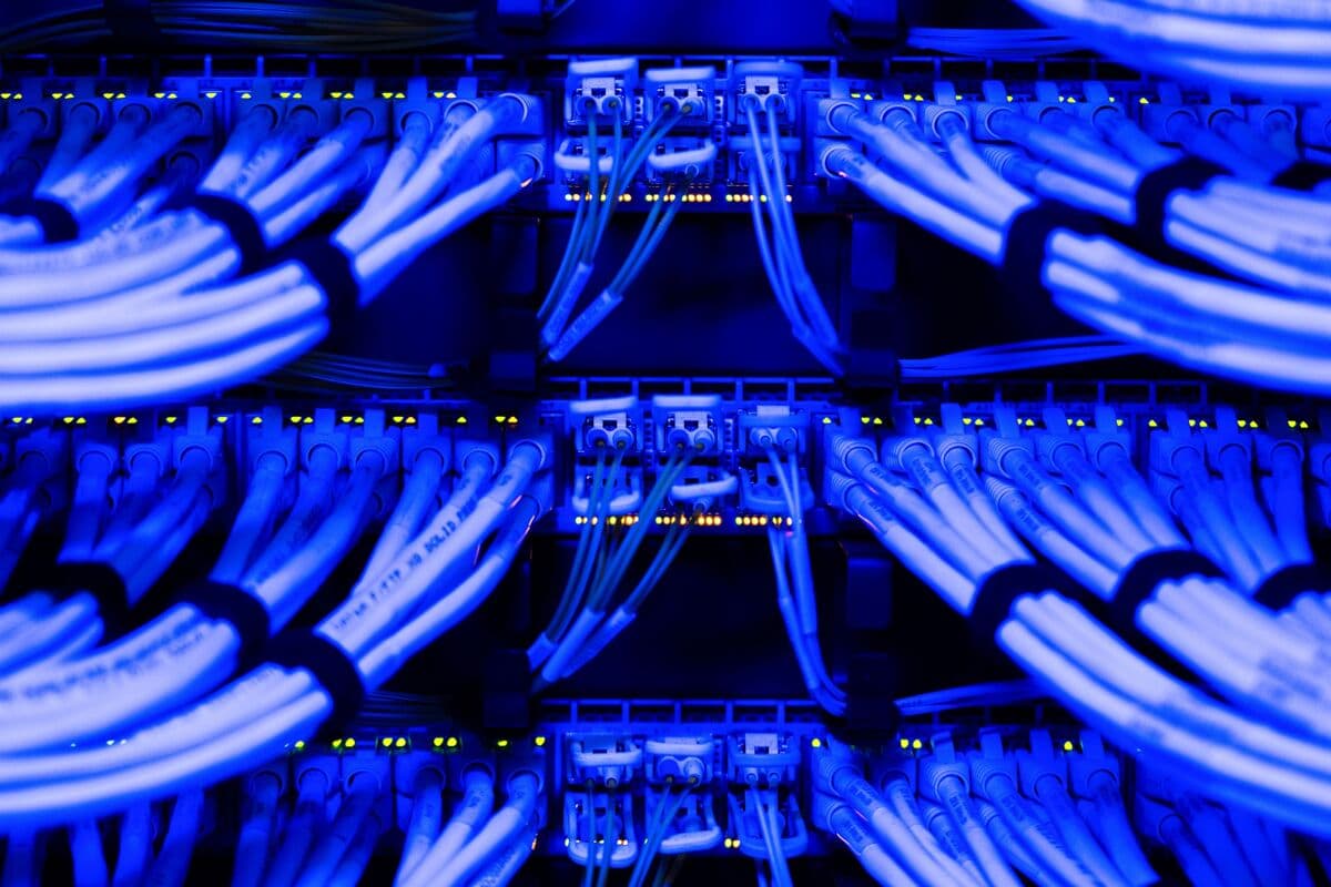 China Data Centers Tap Spot Power Trading First Time: Report
