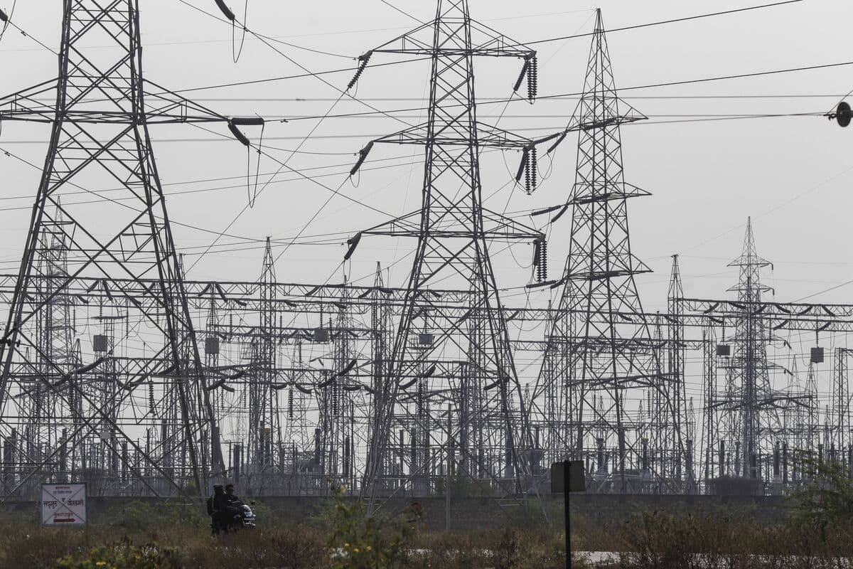 India’s Richest State Is Said to Prepare for Power Utility IPO
