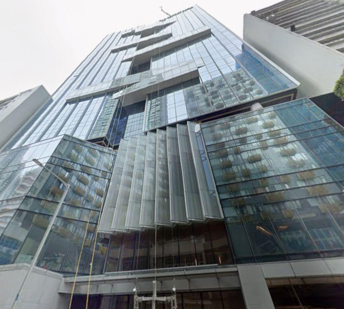 Hong Kong Bad-Debt Bankers Ramp Up Fire Sales, Liquidations
