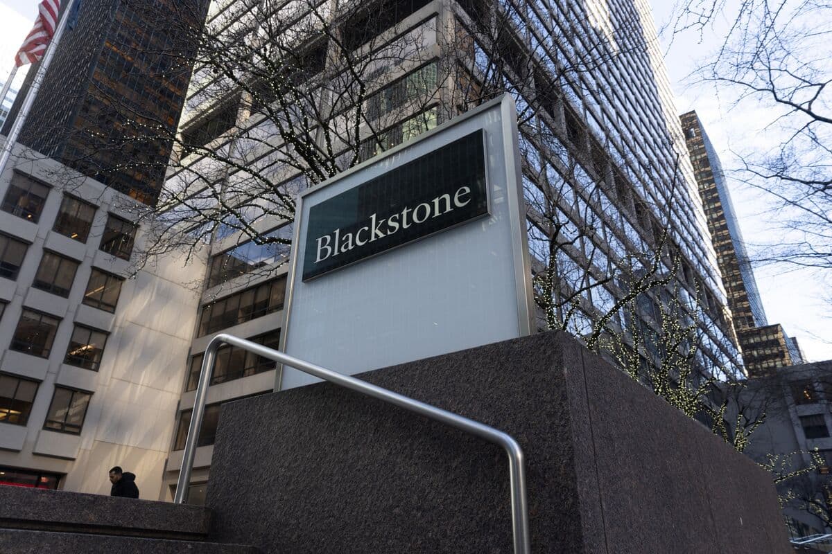 Blackstone Invests $200M in Anthropic, Boosting Stake to $1B