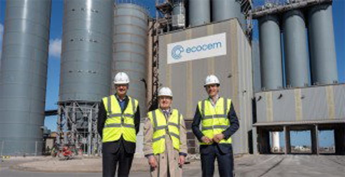 EU Commissioner Visits Ecocem Dunkirk Plant