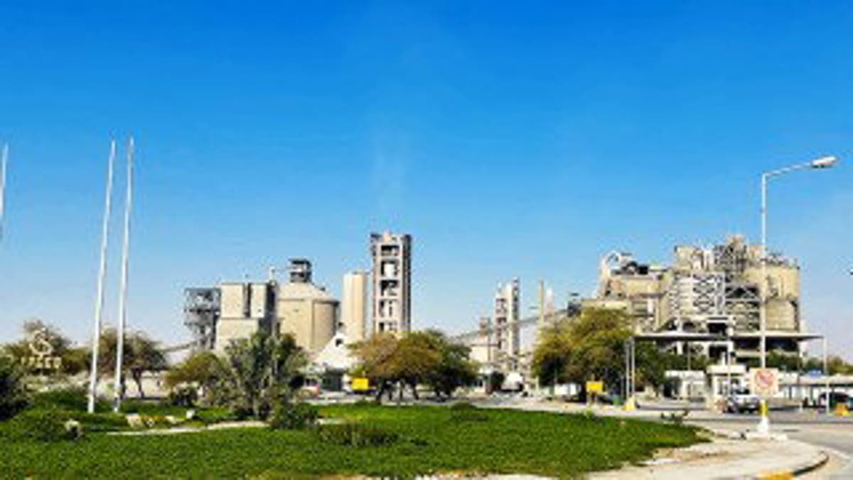 Saudi Cement Sales Slump