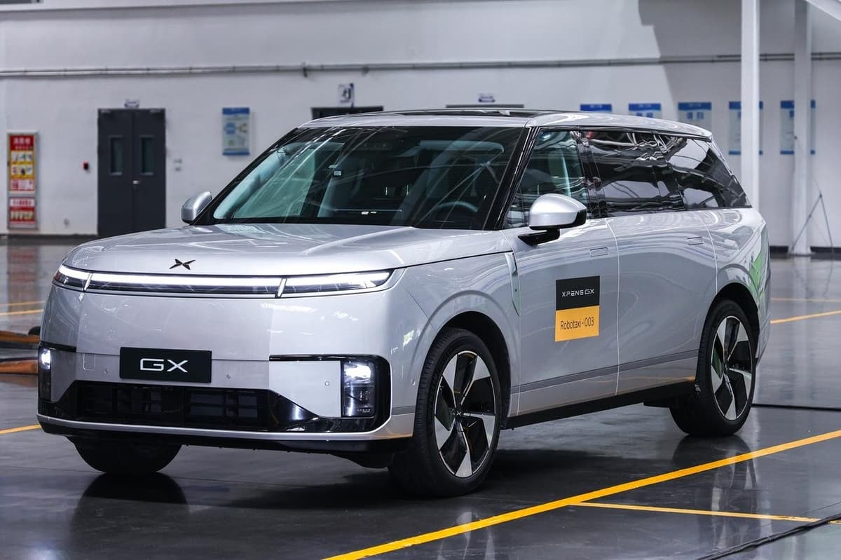 XPeng Rolls Out Its First Mass-Produced Robotaxi