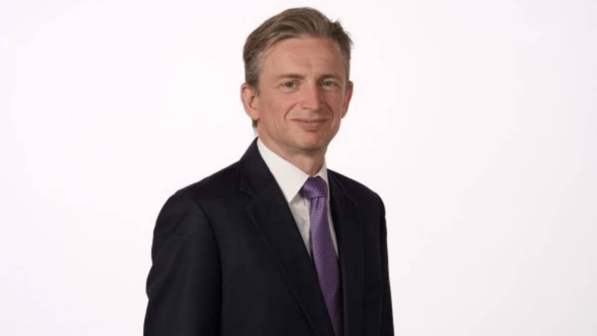 Regulators Must Consider ‘Citizen Dignity’ in the AI Age: Hirschhorn