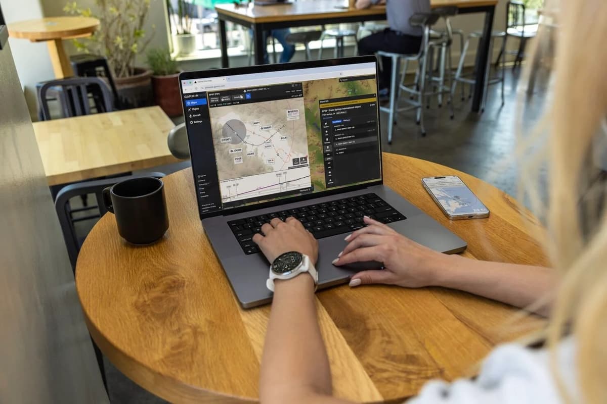 Garmin Adds SmartCharts To Garmin Pilot Web