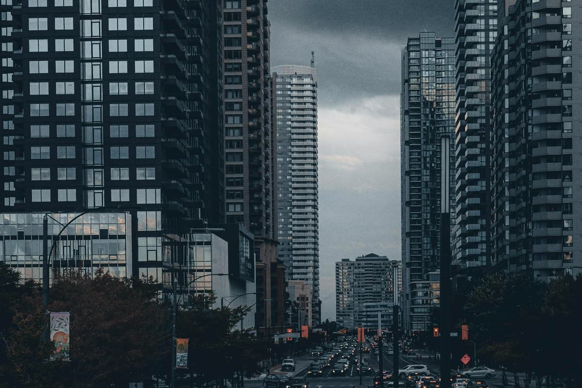 This Week’s Top Stories: Bank of Canada Downgrades Real Estate, Mortgage Delinquencies Soar