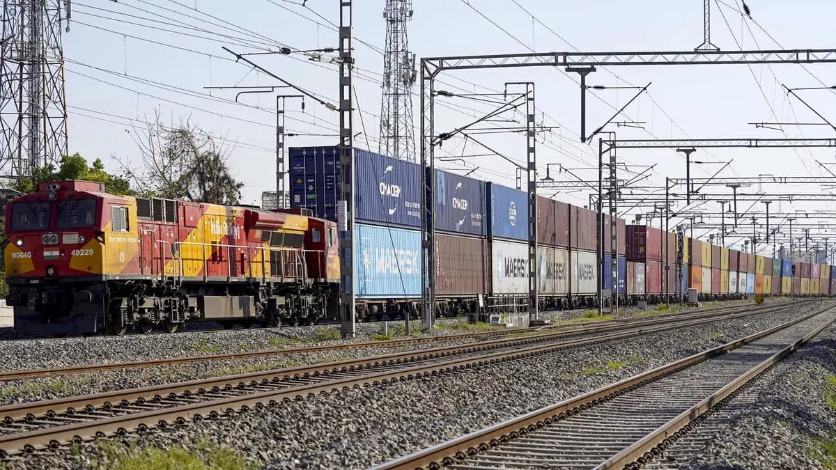 India Joins Elite Heavy-Haul Railway Club, Targets Lower Logistical Costs: DFCCIL MD