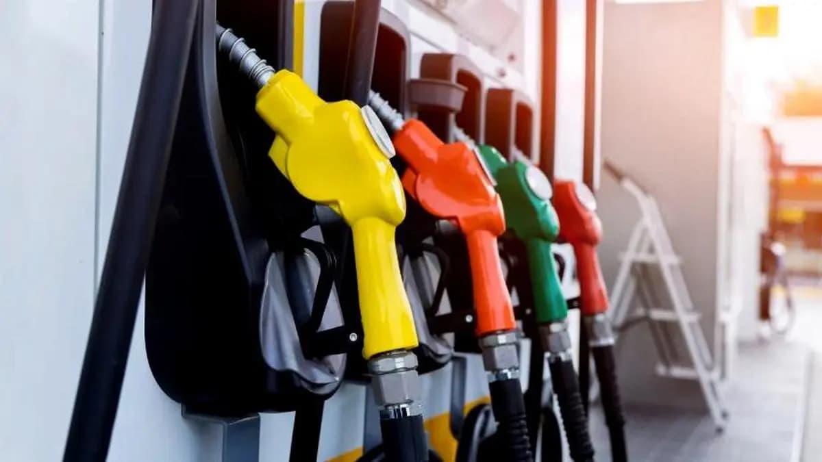 Fuel Price Freeze: ₹18/Litre Loss on Petrol, ₹35 on Diesel