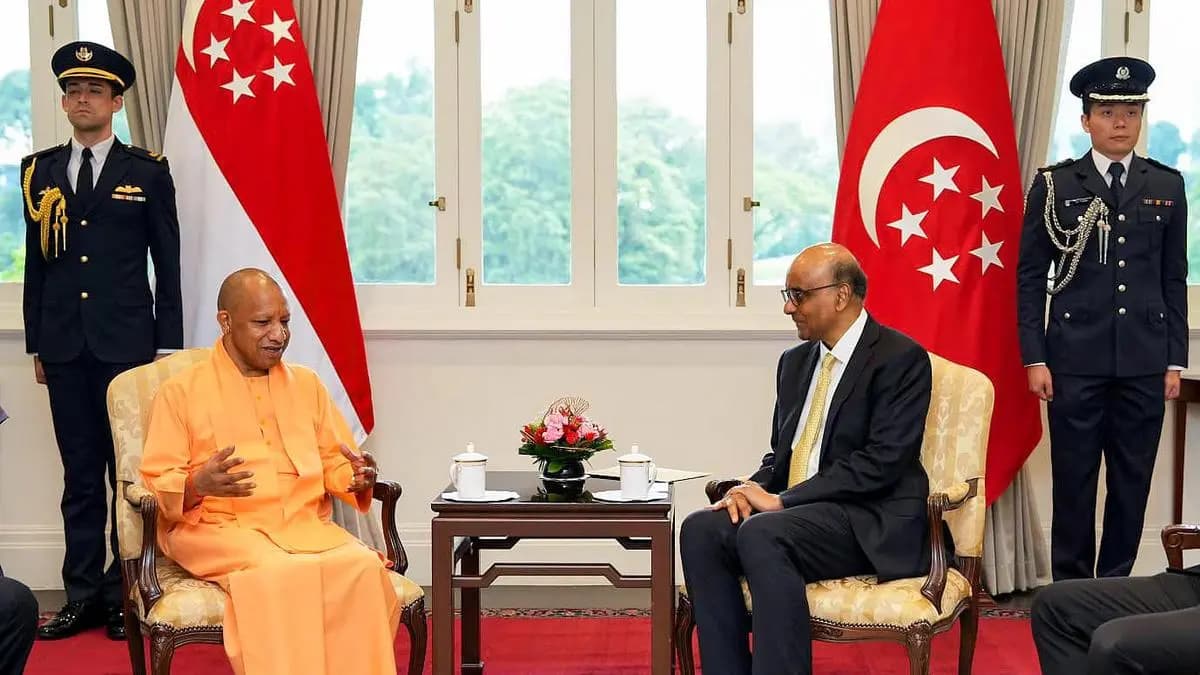 Yogi Adityanath Meets Singapore President to Boost Infrastructure and Innovation Ties