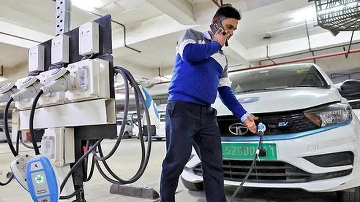 Automakers Say PM’s EV Push Can Help Grow Penetration