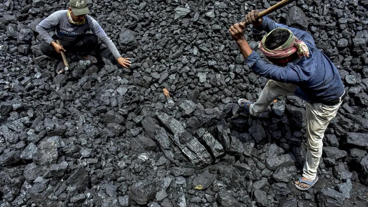 Coal India’s Production for April Falls 9.7%, Offtake Declines 2%