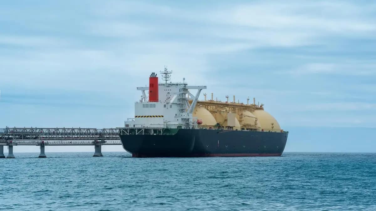 US Ceasefire May Boost LPG, LNG Supplies to India in Short Term