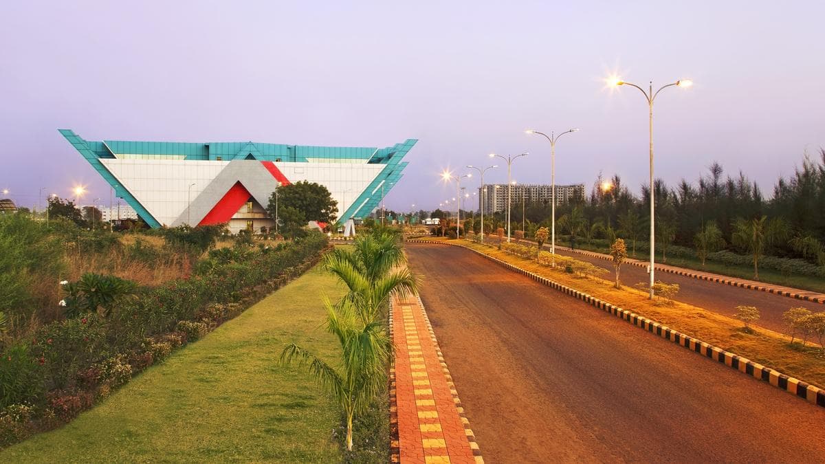 MIHAN Project Generates 1.27 Lakh Jobs, 120 Firms Invest in Nagpur Hub