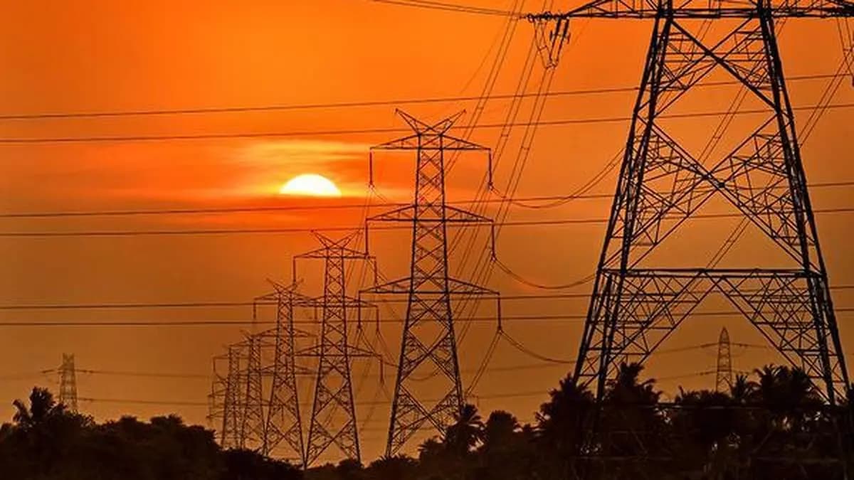 India Spent ₹4.3 Lakh Crore on Energy Subsidies in FY25; Fossil Fuel Support Still Triples Clean Energy