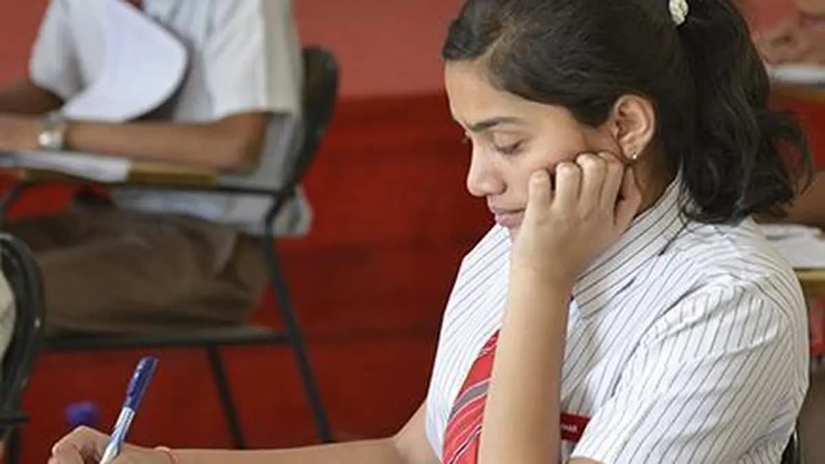 Ethical Hacker, CBSE Lock Horns over Board Exam Portal Vulnerability