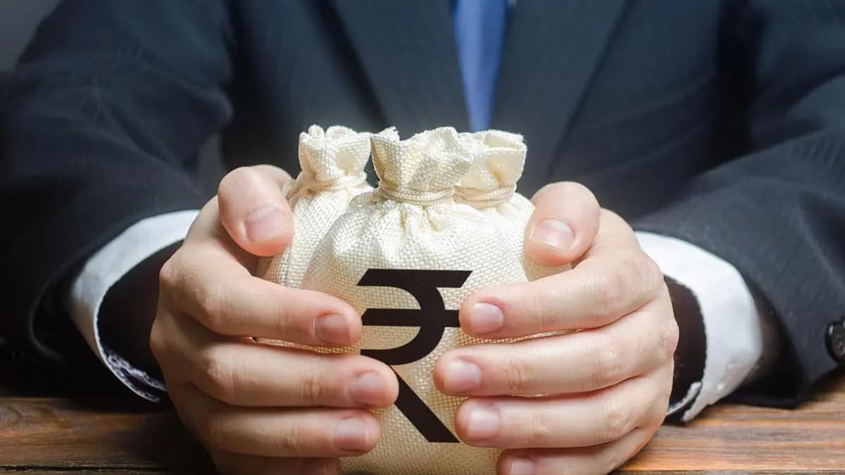 Mcap of Nine of Top-10 Most Valued Firms Jumps ₹2.15 Lakh Crore; Airtel Biggest Winner