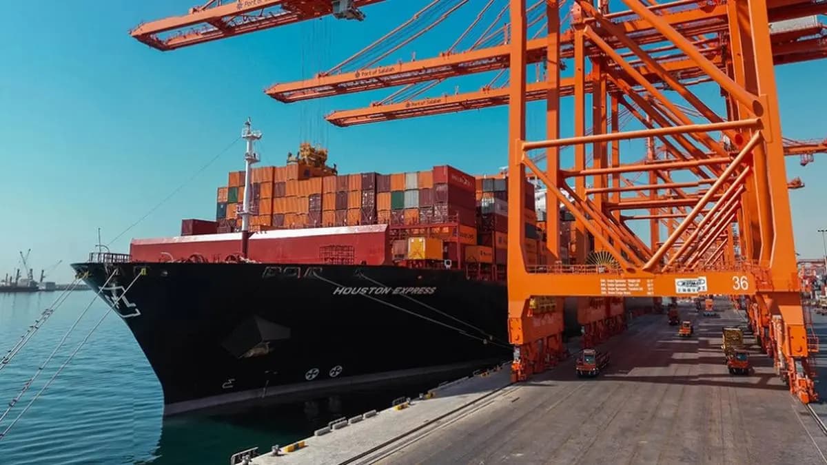 India Taps Oman to Rescue $11.8 Billion Food Exports to West Asia