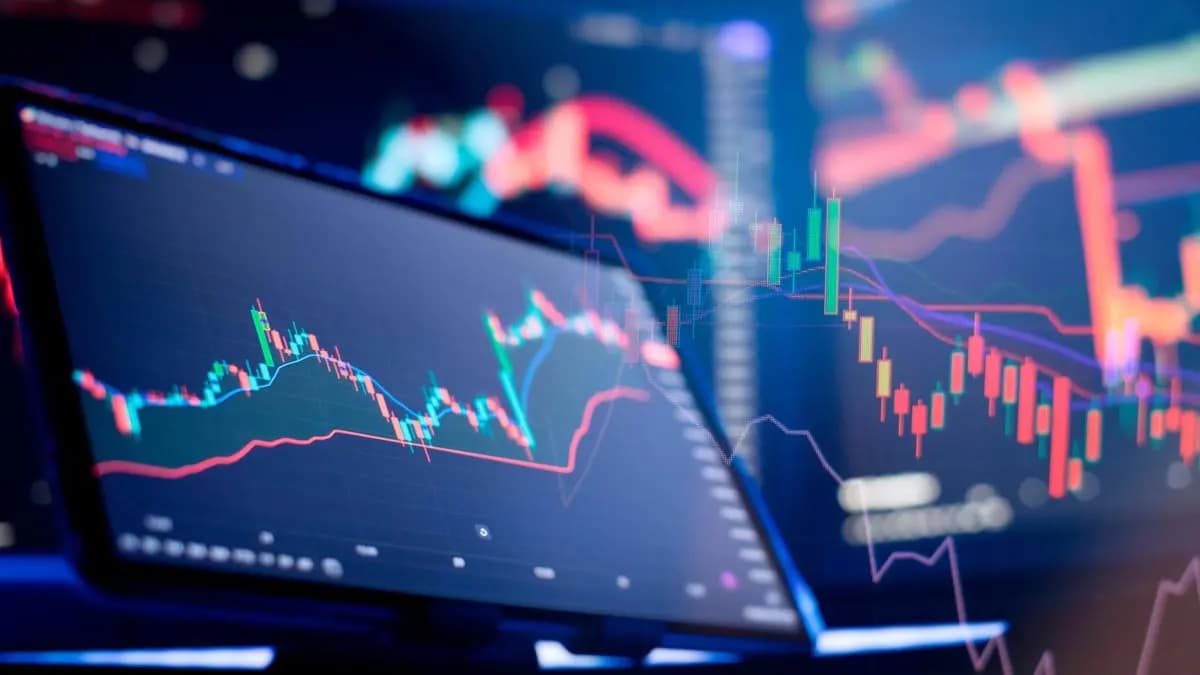 Market Turbulence Hit AMCs in Q4 on Sequential Basis, Long-Term Appears Bright