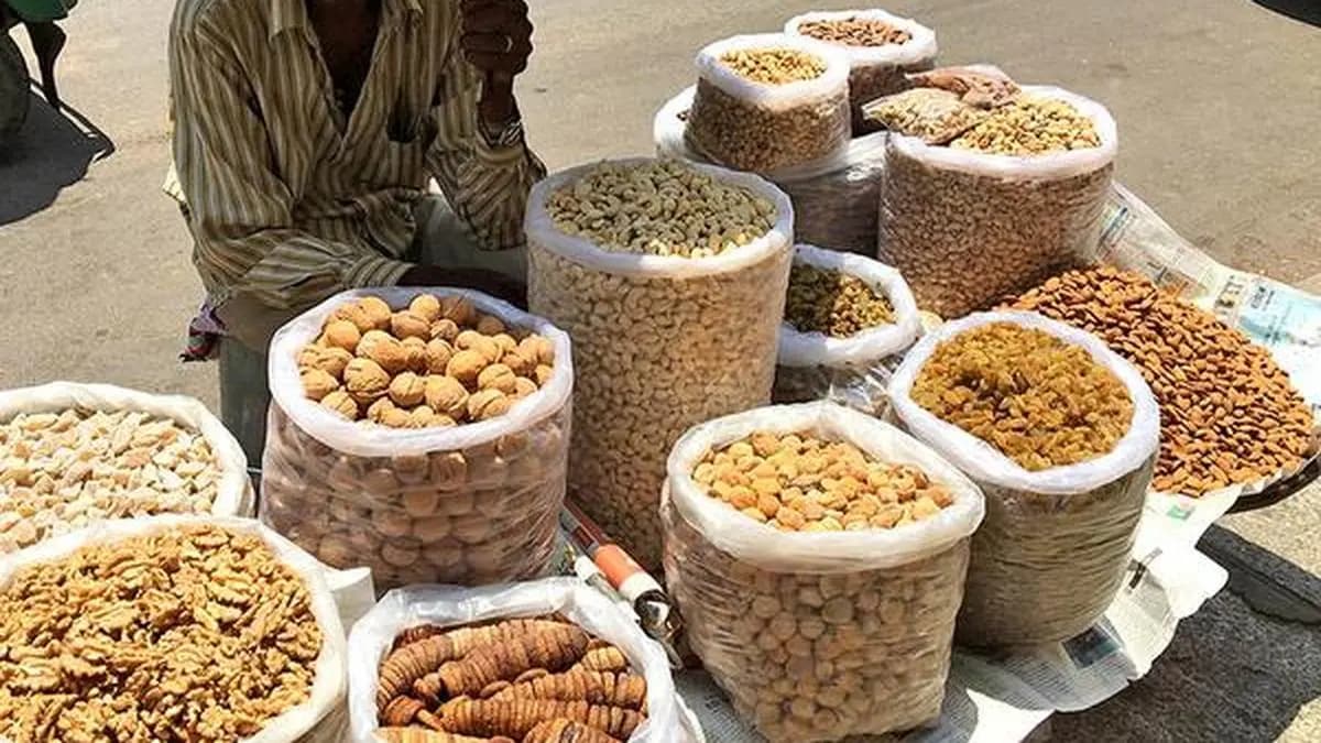 Indian Buyers May Find Pistachios, Figs and Raisins Pricey Following Gulf Crisis