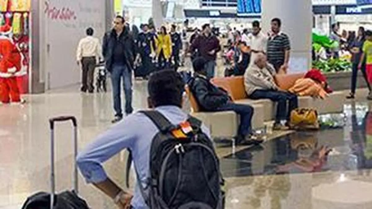 Fire at Mumbai Airport Terminal Delays Flights