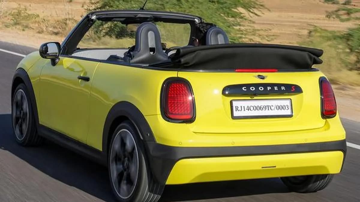 Automakers Move to Cut Prices on British-Built Luxury Cars Ahead of India-UK FTA Implementation