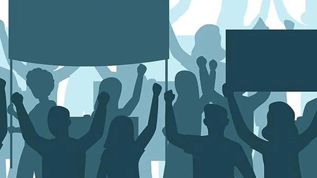 Centre Tightens Labour Law Compliance for Contract Workers, Links Violations to Blacklisting