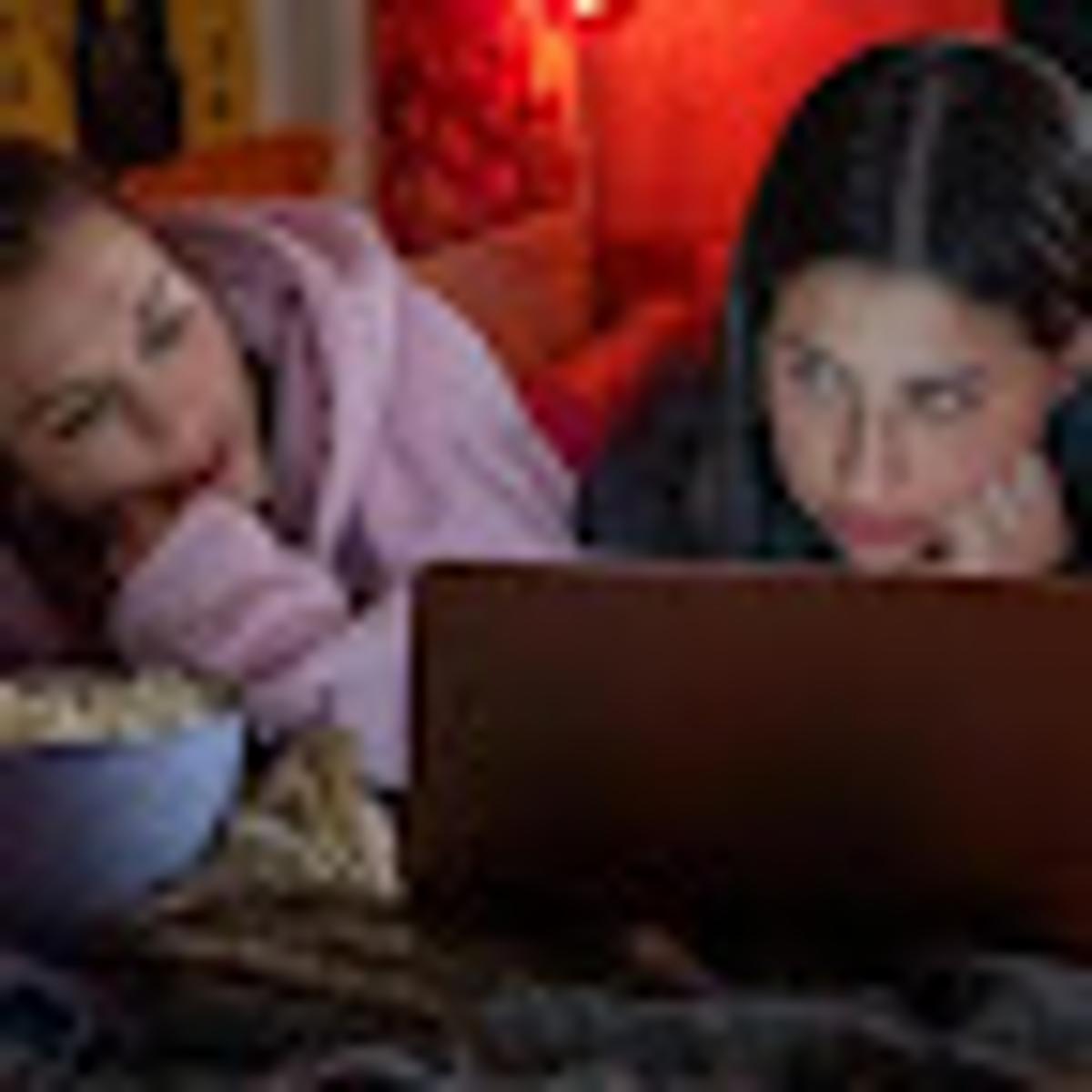 First Trailer and Poster for Chandler Levack’s ROOMMATES