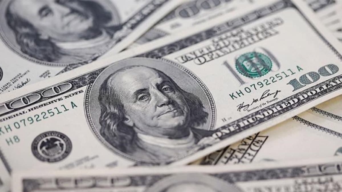 PH Dollar Deficit Swells to over One-Year High on Middle East Crisis