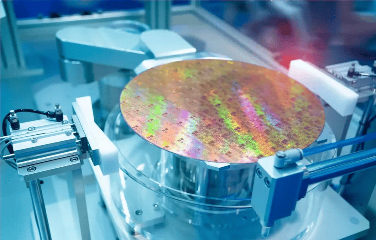 AI Demand Keeps 3nm and CoWoS Capacity Tight Through 2027