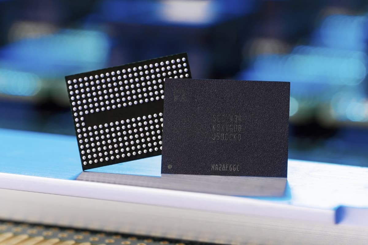 AI Server Demand Drives NAND Flash Revenue Surge as Enterprise SSD Orders Soar