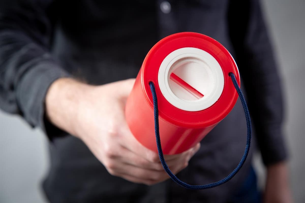 Donors More Likely to Trust UK Charities over International Causes, Research Finds