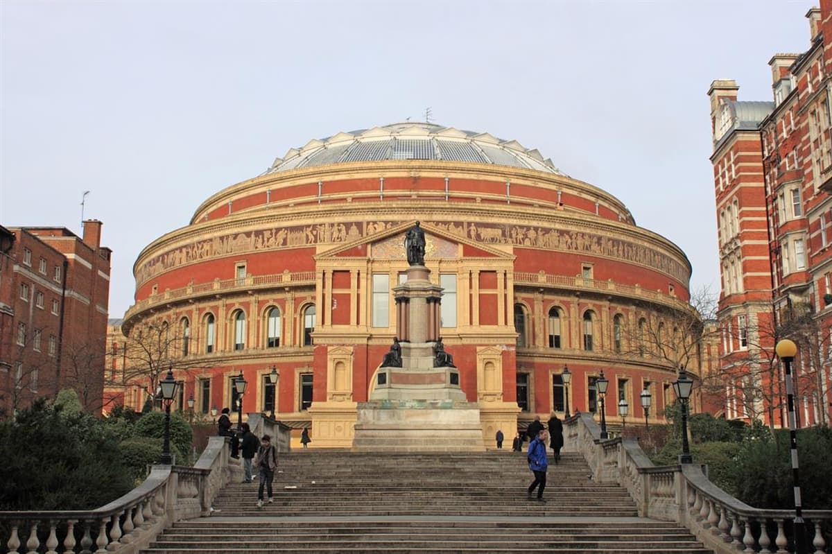 Royal Albert Hall Warns of 'Serious Consequences' For Charity as Bill in Danger of Falling