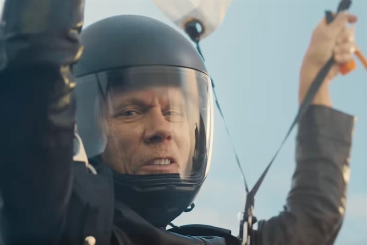 EE and Kevin Bacon Part Ways After 14 Years