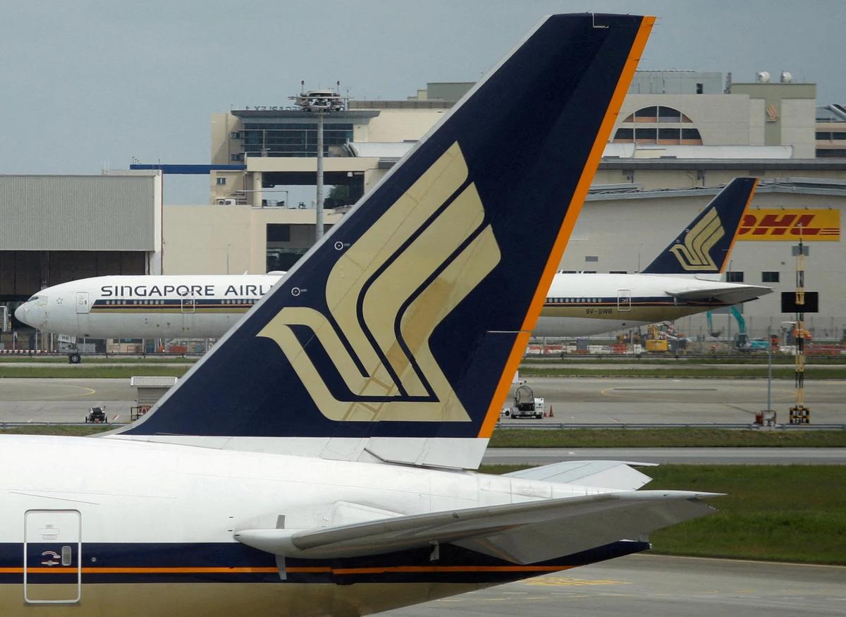 Singapore Airlines Plans Debut 5-Year Dim Sum Bond