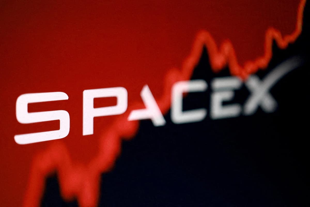 SpaceX Bankers Kick Off Marketing for Debut High-Grade Bond Sale