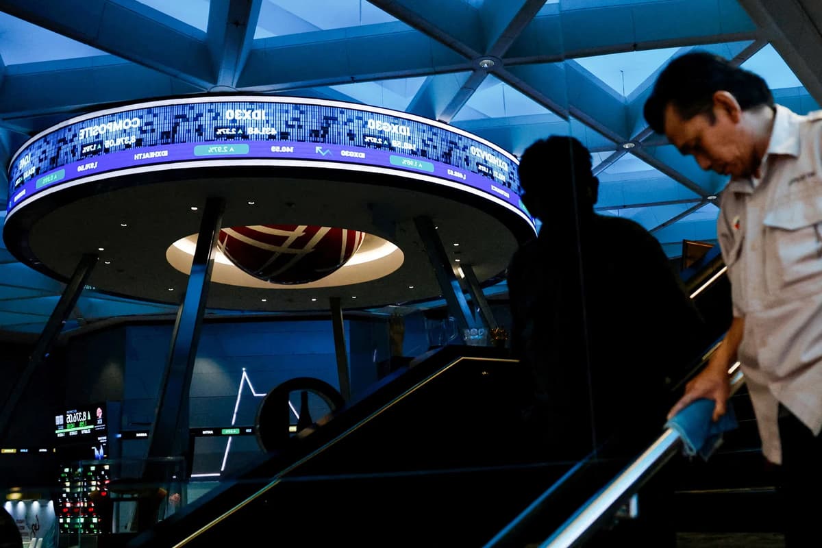 Indonesia Lawmakers Grill Candidates for Top Regulator Jobs After Market Turmoil