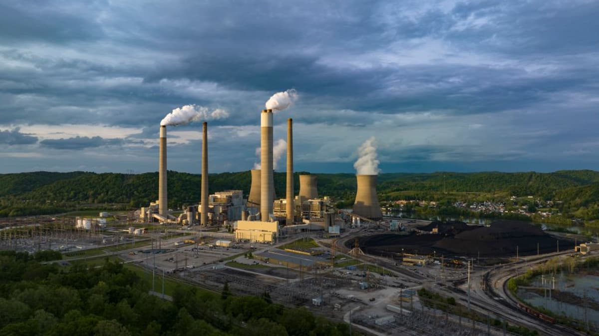Trump's Emergency Orders Pushing Coal Power Are "Illegal" As Well as Dumb