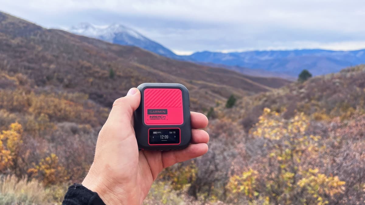 Deal of the Week: Share Photos From Anywhere With This Pocket-Size Satellite Communicator