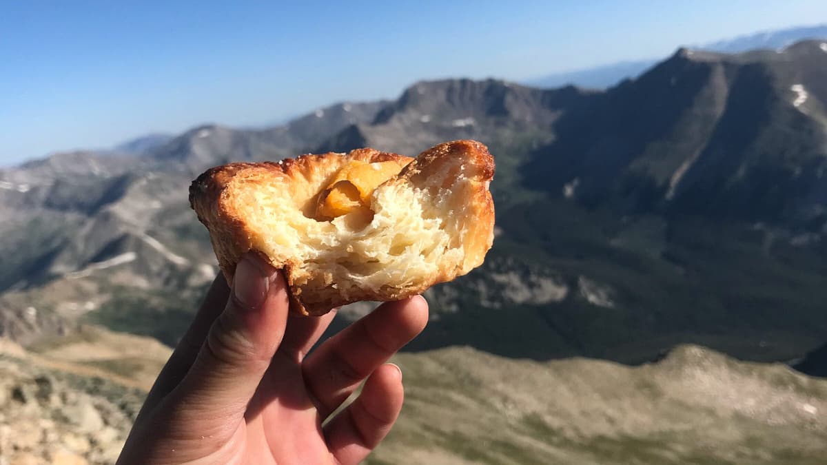 When You Eat on the Trail Matters More Than You Think. A Dietitian Explains.