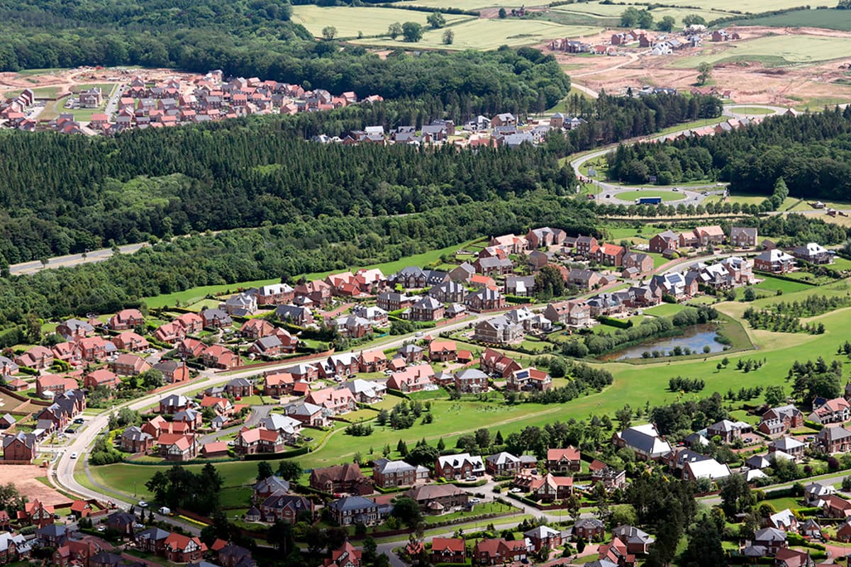 Minister Promises New-Town Funding ‘From All Departments’