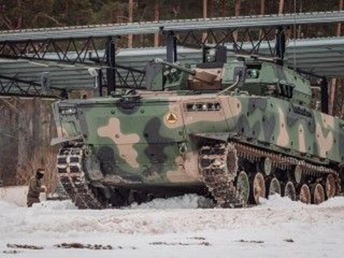 Poland & Slovakia to Jointly Sell Weapons to the Middle East and Asia?