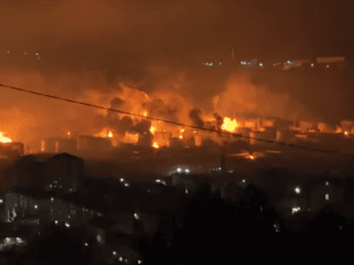 Fire at a Russian Refinery. Ukrainian Drone Attacks Proceed