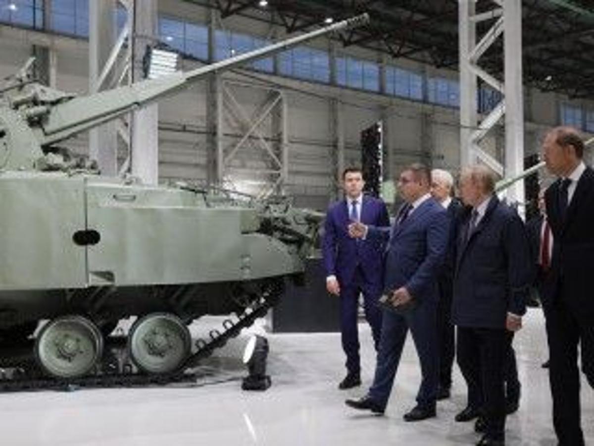 The Kremlin Has Stopped Hiding It. Russia’s Economy in Crisis