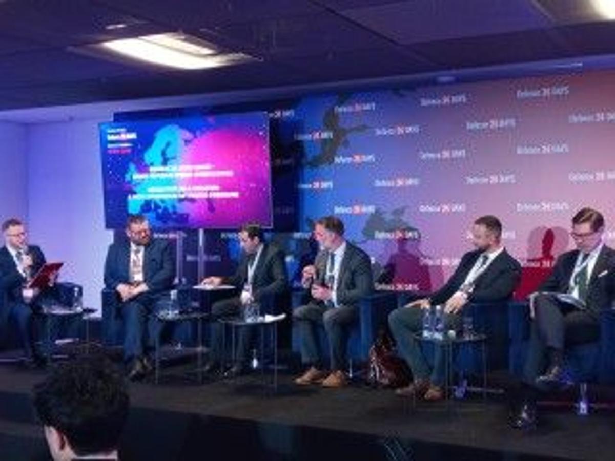 Hybrid Warfare with Russia. Migration as a Weapon