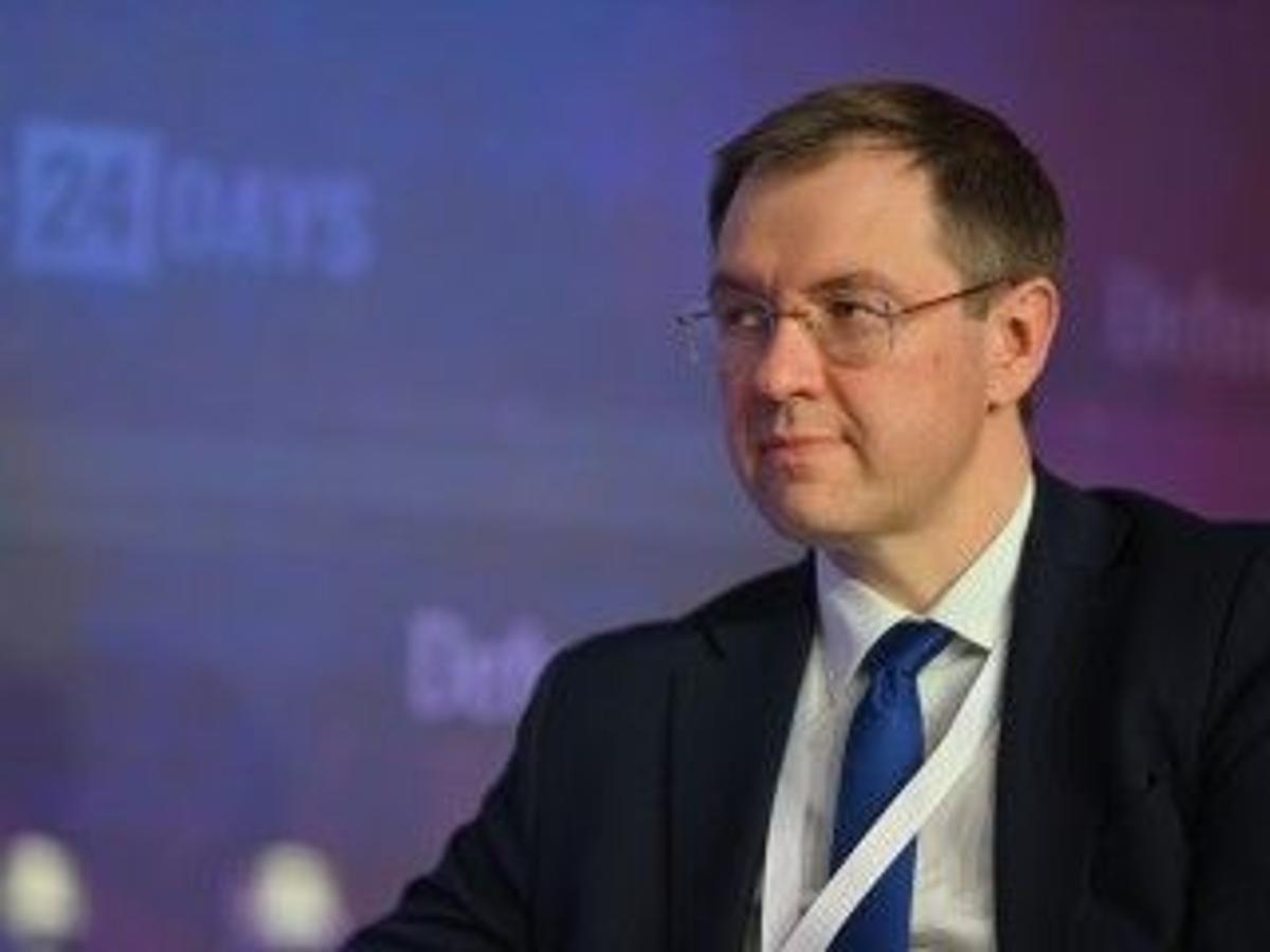 “Lithuania Accelerates Rearmament”