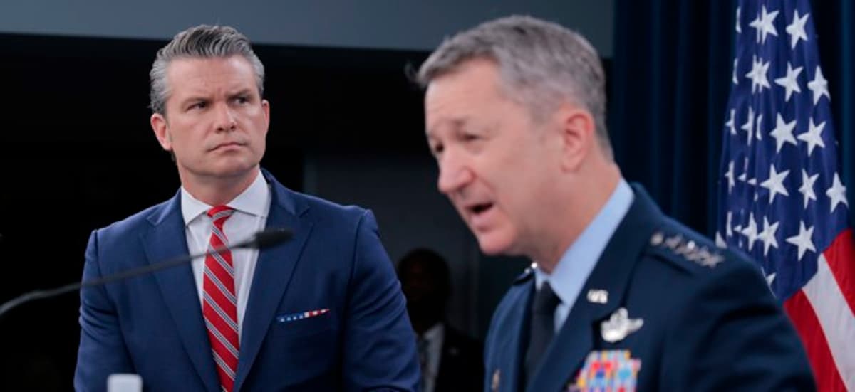 US Escort of Ships Through Hormuz Is a ‘Gift to the World,’ Hegseth Says