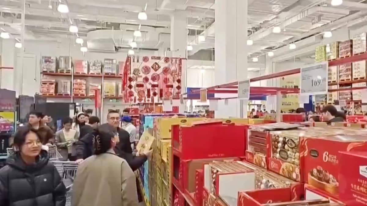 Walmart’s Sam’s Club Cracks China Market Formula Even as Foreign Retailers Shut Shop