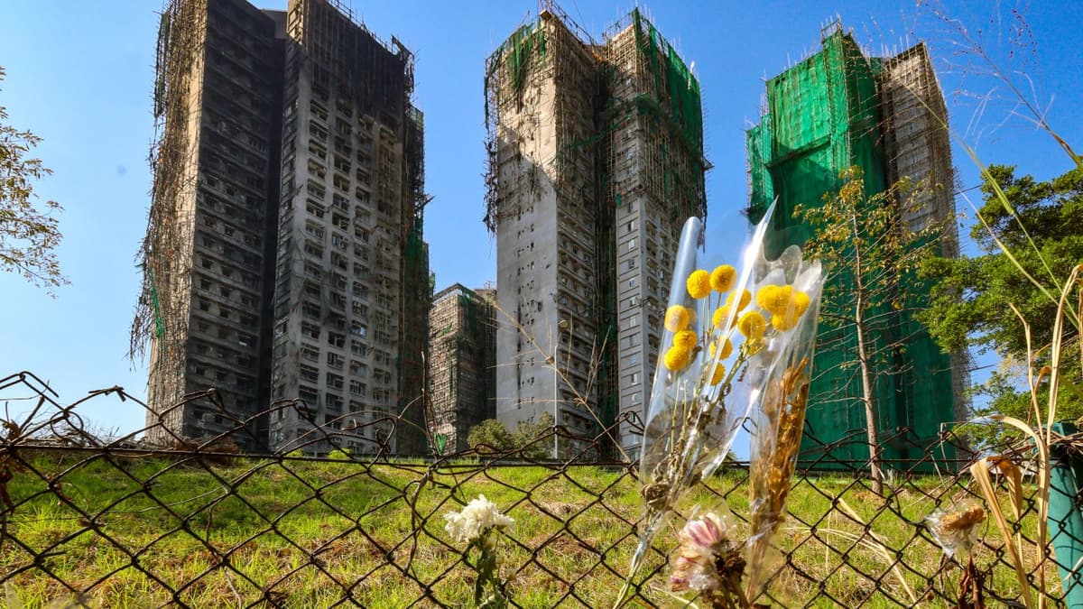 Wang Fuk Court Briefing to Give Residents Answers Before Decisions Are Made: Minister