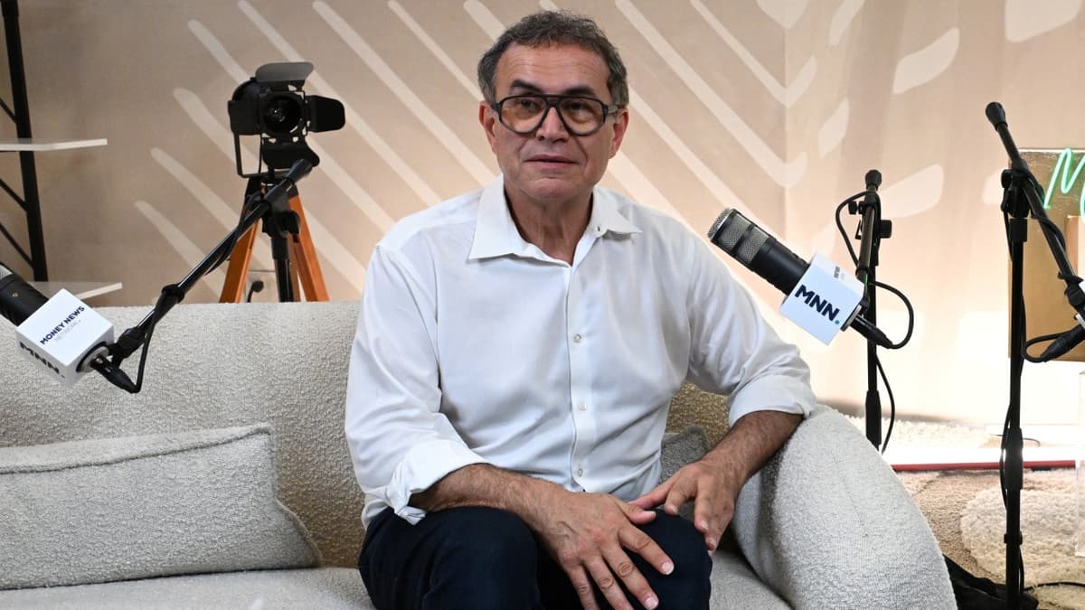 US, China Seen as Top AI Beneficiaries in New Growth Forecast From ‘Doctor Doom’ Economist